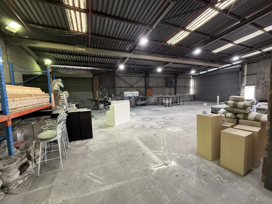 To Let commercial Property for Rent in Triangle Farm Western Cape